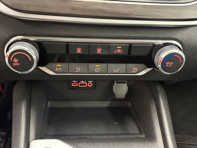 Used 2025 White Nissan 2.5 SV image 32