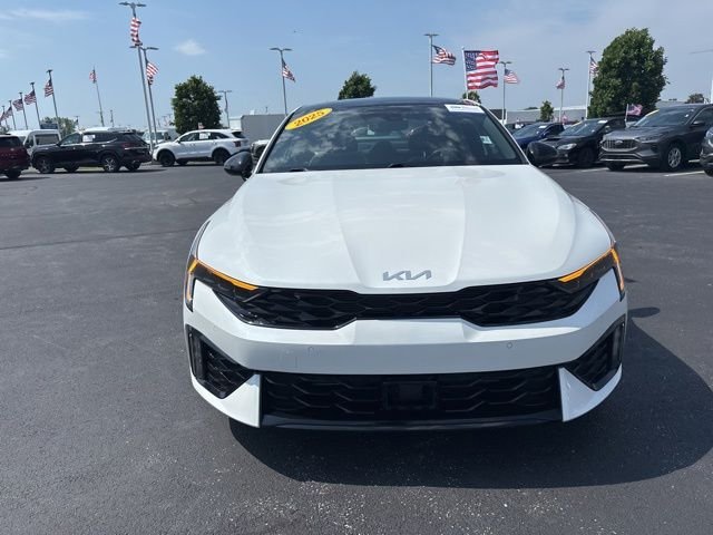 Certified Used 2025 Snow White Pearl Kia GT-Line image 6