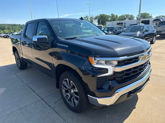 2023 Chevrolet Silverado 1500 LT (2FL)