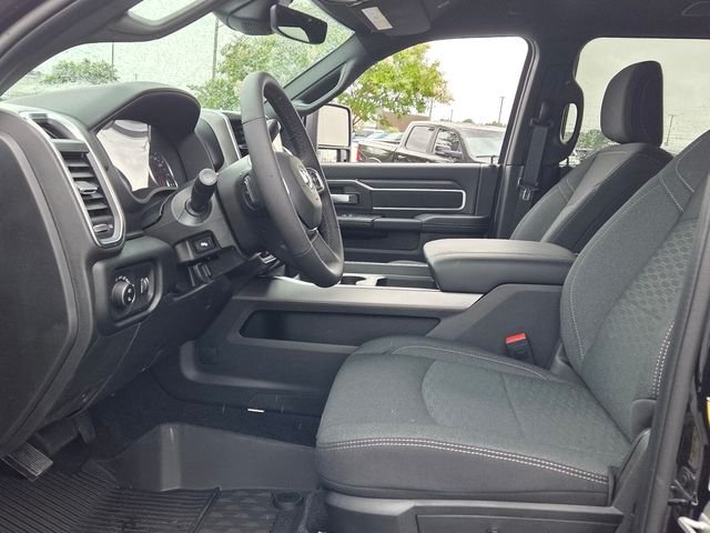 New 2026 Diamond Black Crystal Pearl-Coat Exterior Paint RAM Big Horn image 5