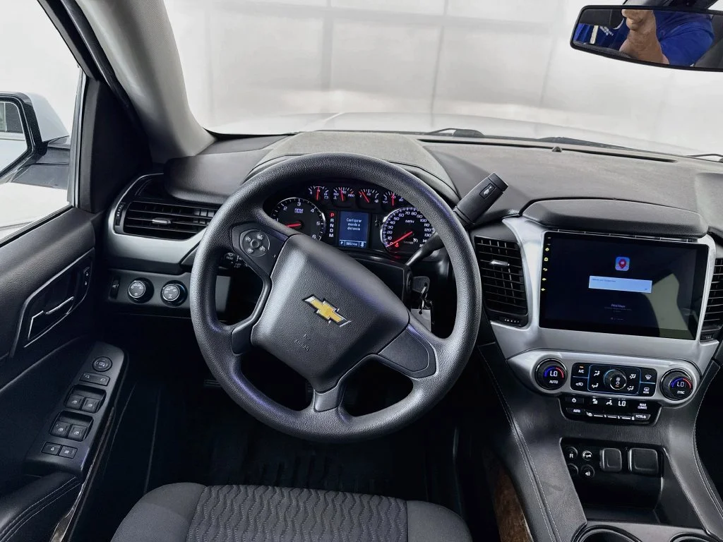 Used 2015 White Chevrolet Police image 24