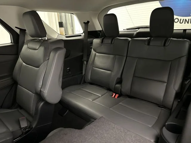 New 2026 Agate Black Metallic Ford Active image 55