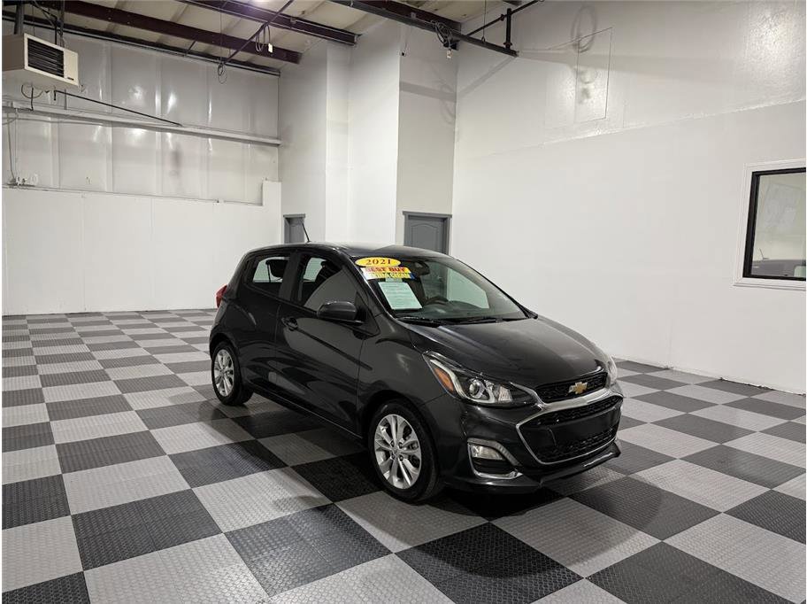 2021 Chevrolet Spark 1LT photo 2