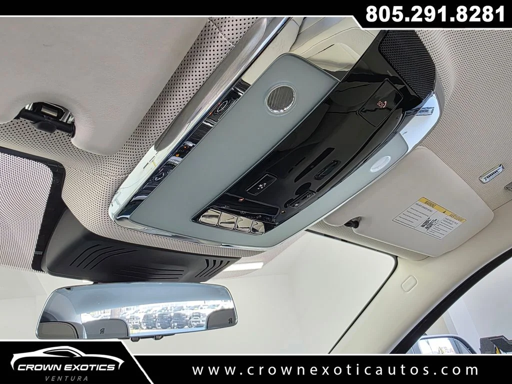 Used 2021  Rolls-Royce Base image 33