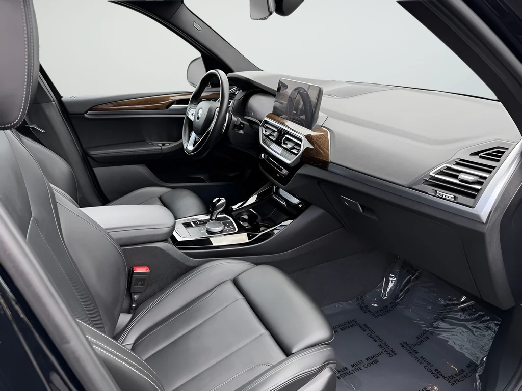 Used 2023 Black BMW xDrive30i image 28