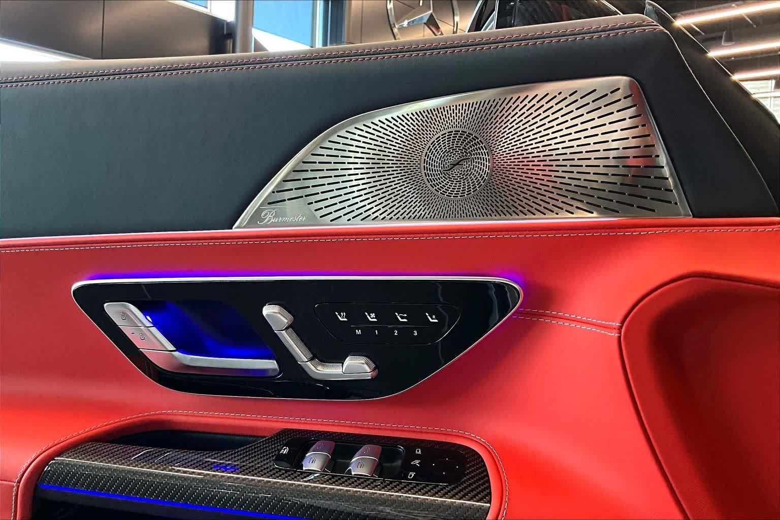 New 2026 MANUFAKTUR Alpine Grey Mercedes-Benz AMG® SL 63 image 19