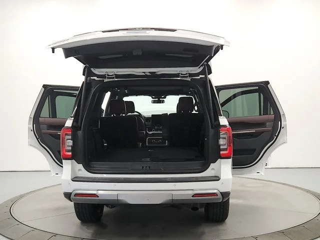 Used 2024 White Ford Limited image 14