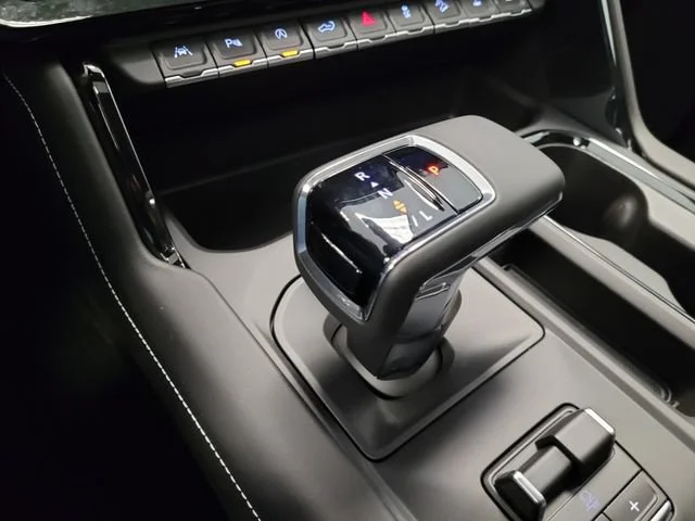 New 2026 Summit White GMC AT4X image 26