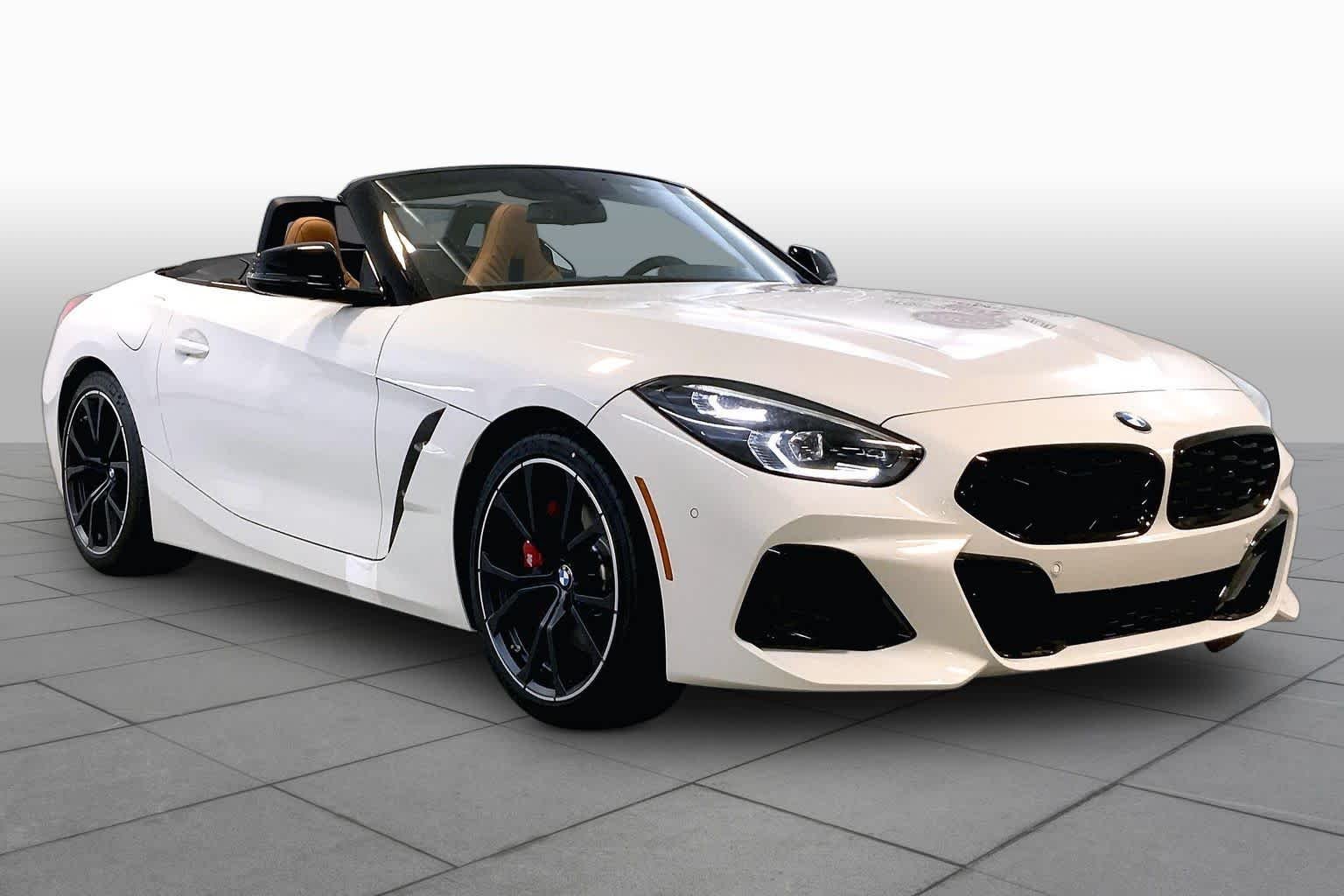 New 2026 Alpine White BMW sDrive30i image 2
