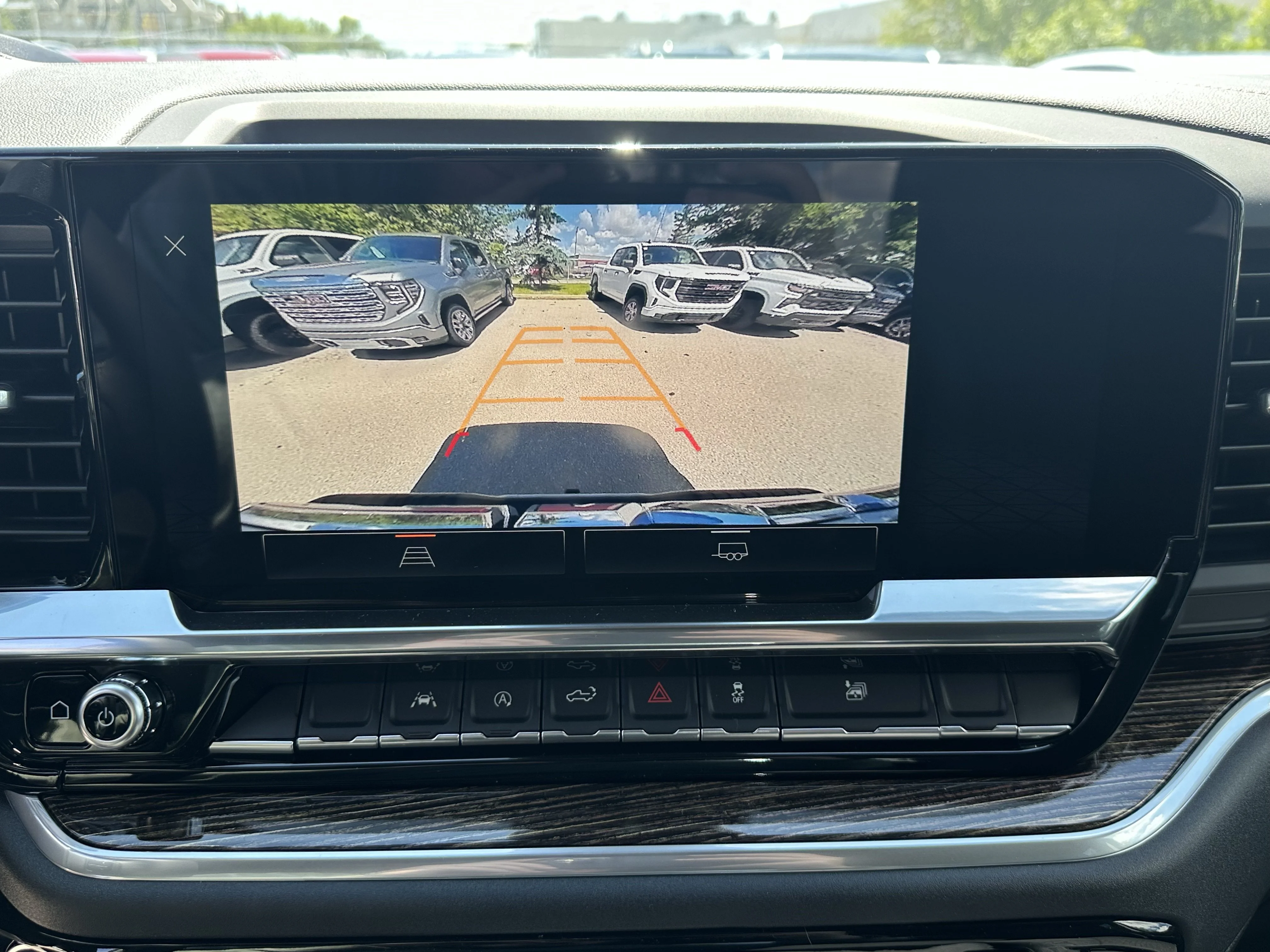 New 2026 Sterling Metallic GMC Elevation image 16