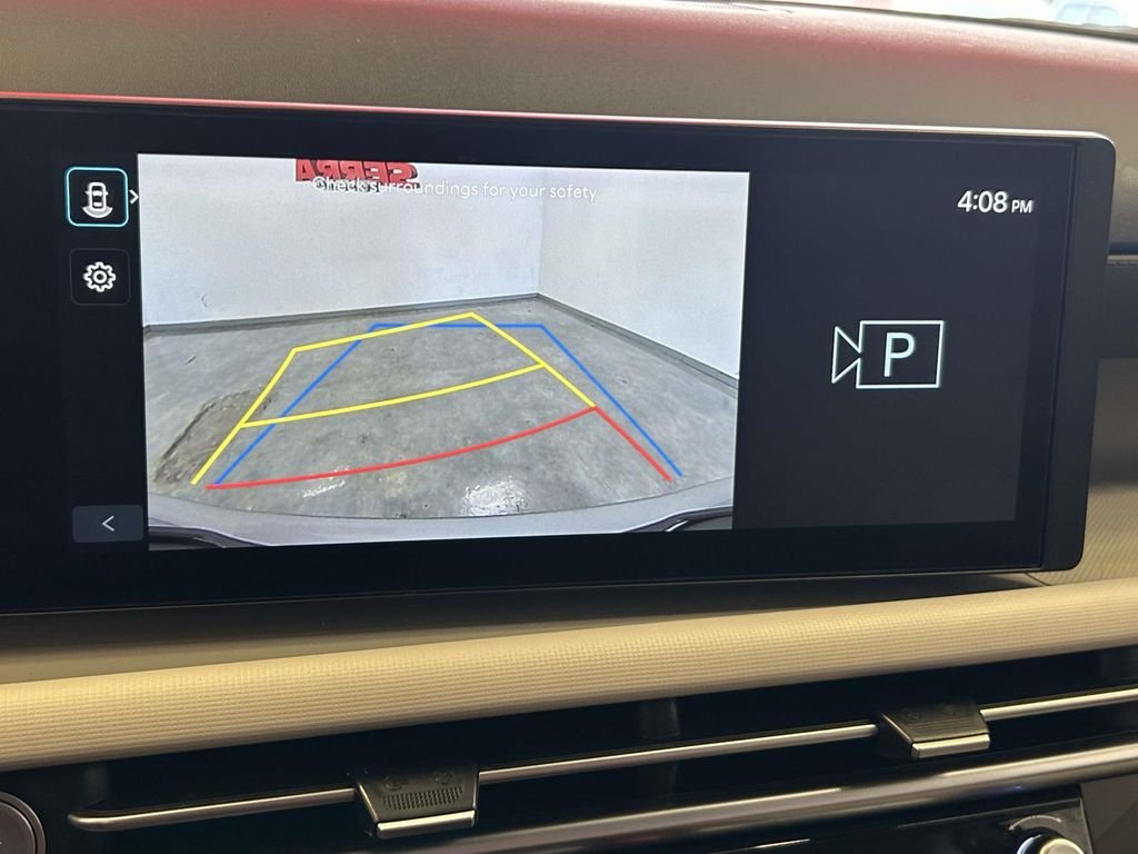 Used 2025 Silver Hyundai SEL image 26