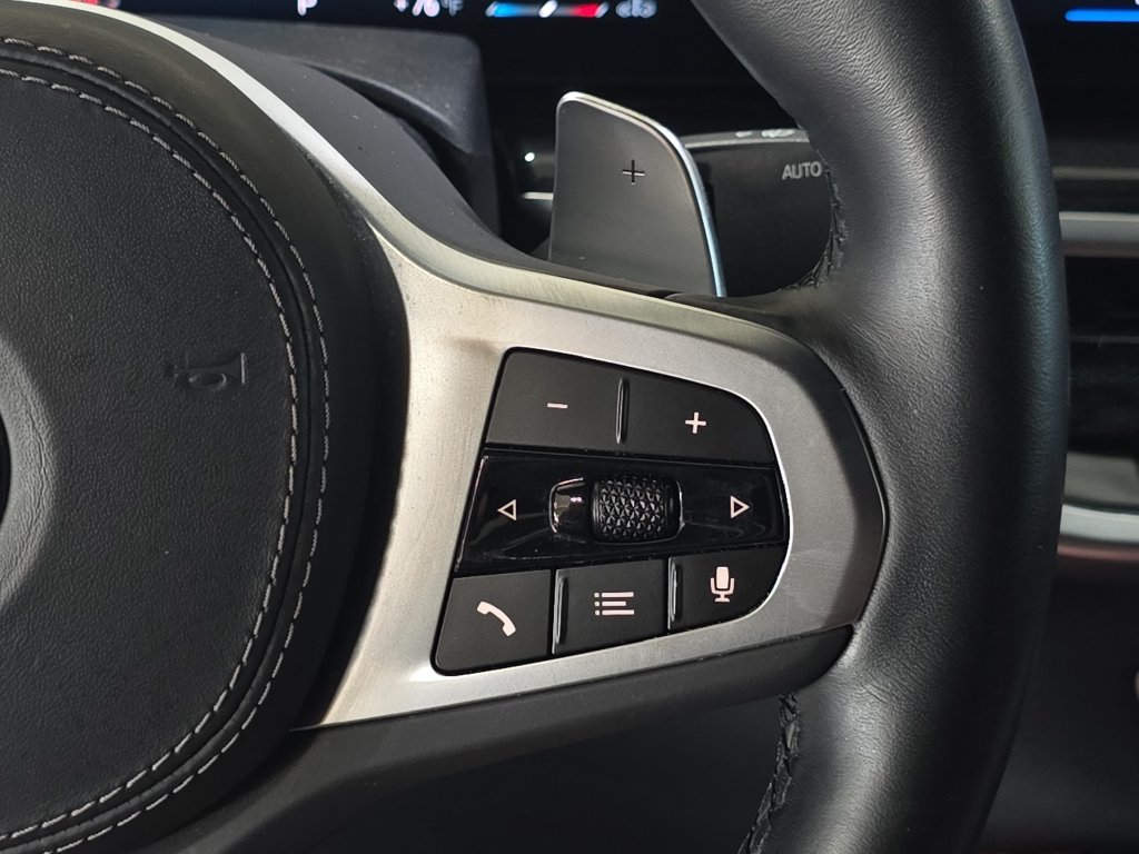 Used 2024 Skyscraper Gray Metallic BMW xDrive40i image 21