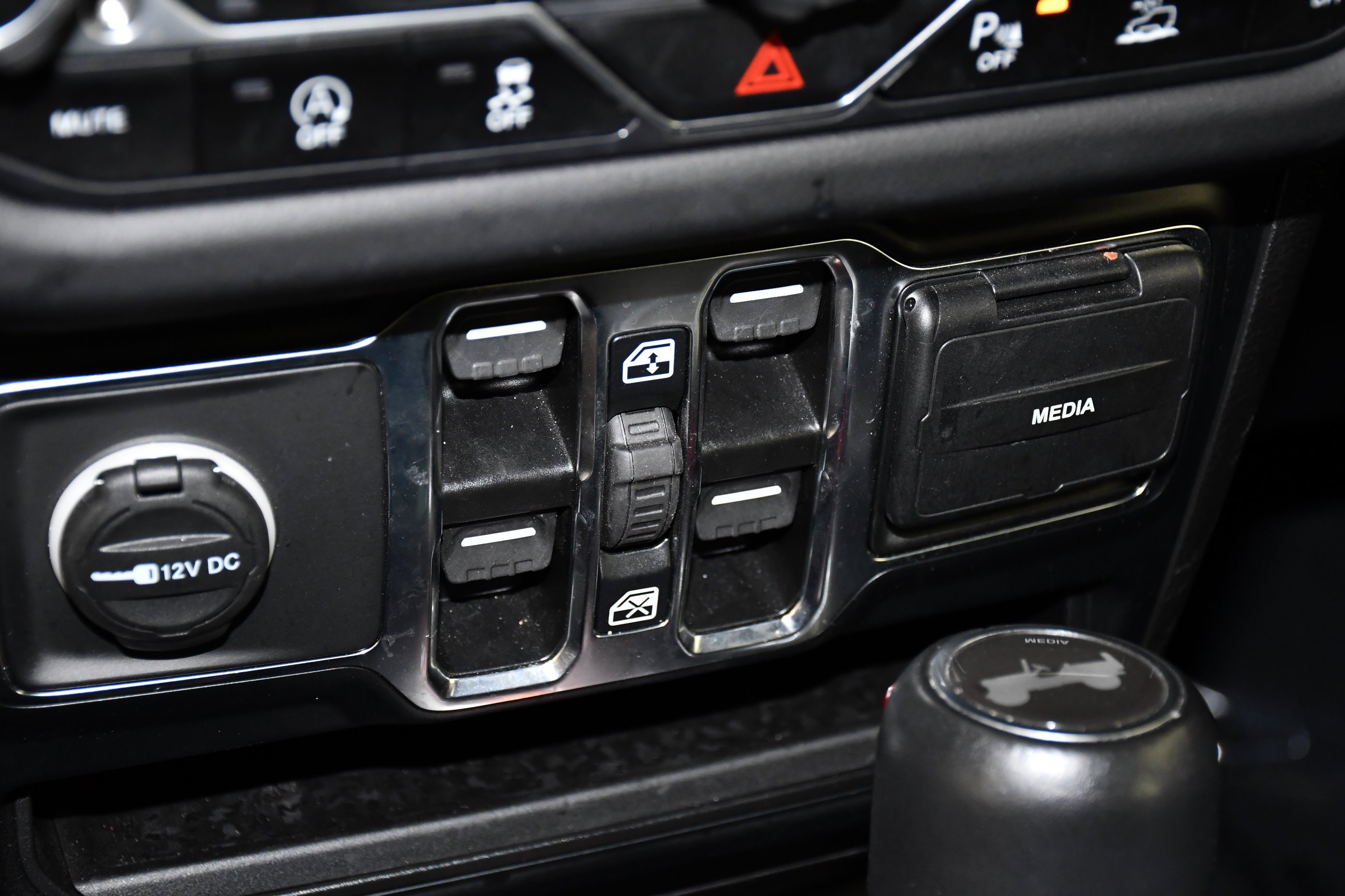 Used 2024 Black Clearcoat Jeep Sahara image 32