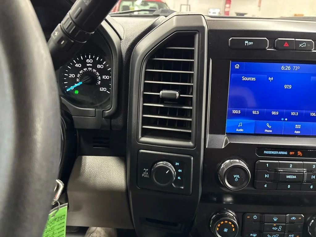 Used 2020 White Ford XL image 30