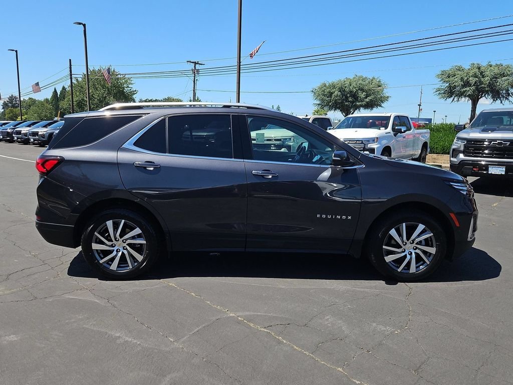 Used 2022 Iron Gray Metallic Chevrolet Premier image 7