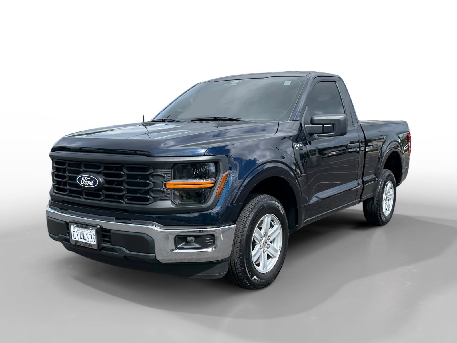 Used 2025 Blue Metallic Ford XL image 1