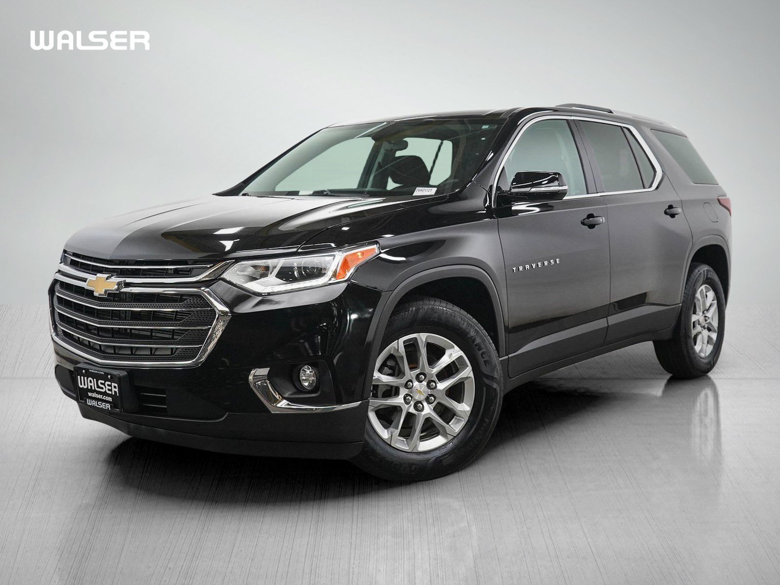 Used 2018 Mosaic Black Metallic Chevrolet Cloth w/1LT image 1