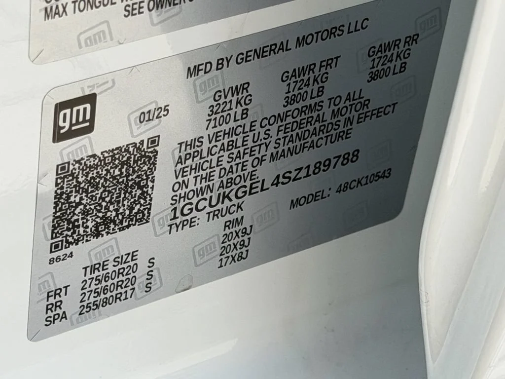 2025 Chevrolet Silverado 1500 LTZ - Photo 17