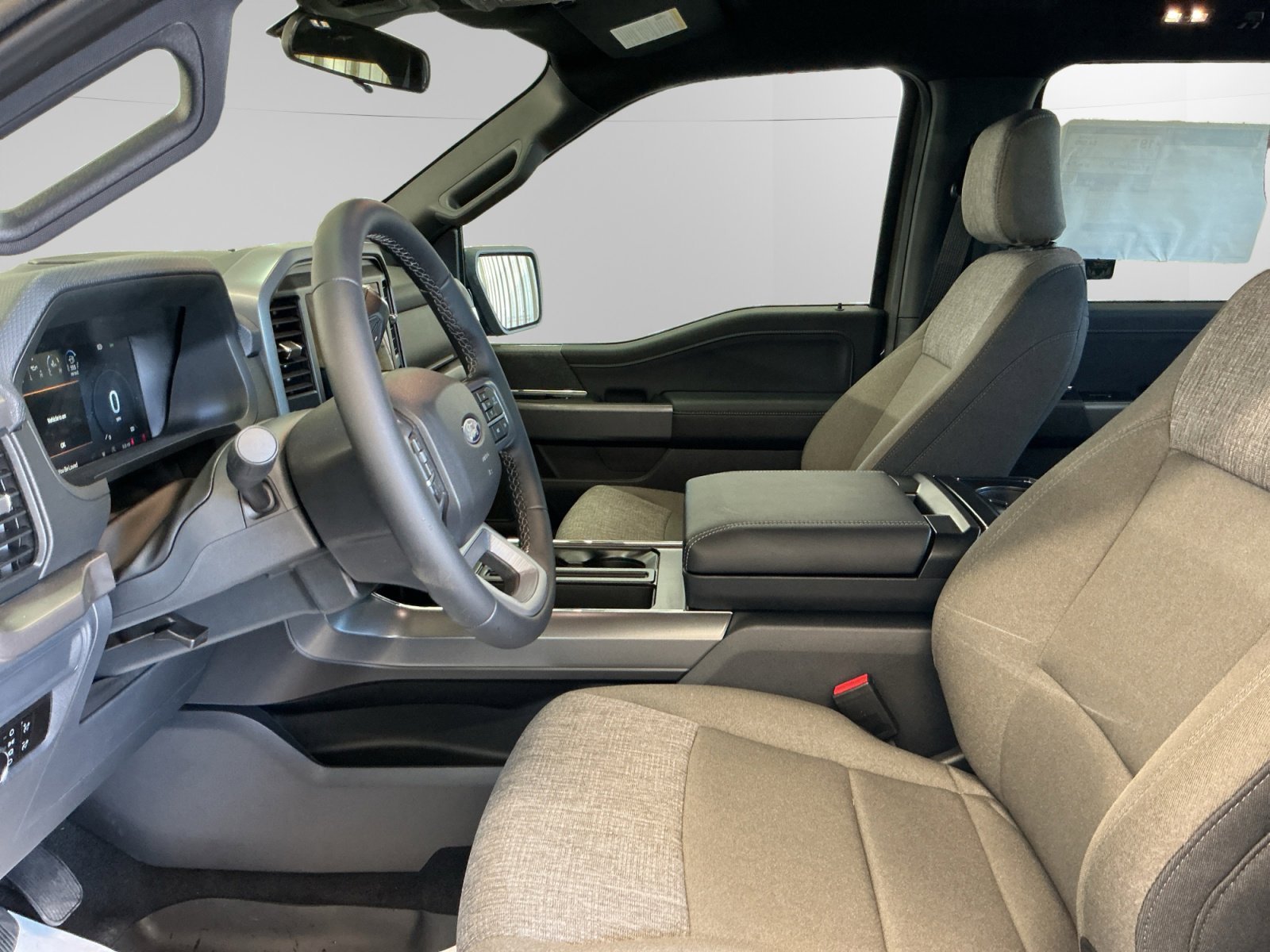 New 2026 Marsh Gray Ford XLT image 9