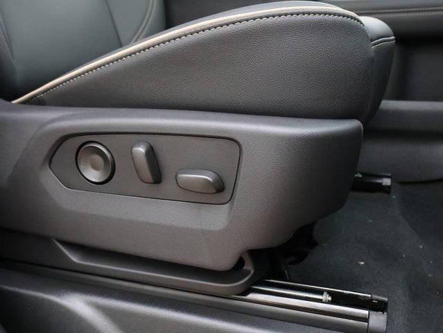 2026 GMC Yukon XL Elevation - Photo 8