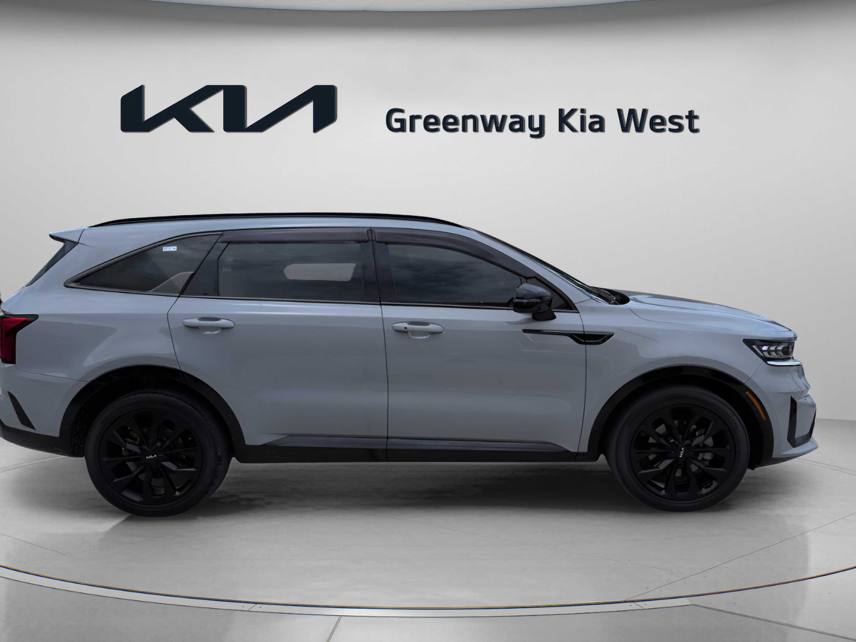 Certified Used 2023 Wolf Gray Kia SX image 9