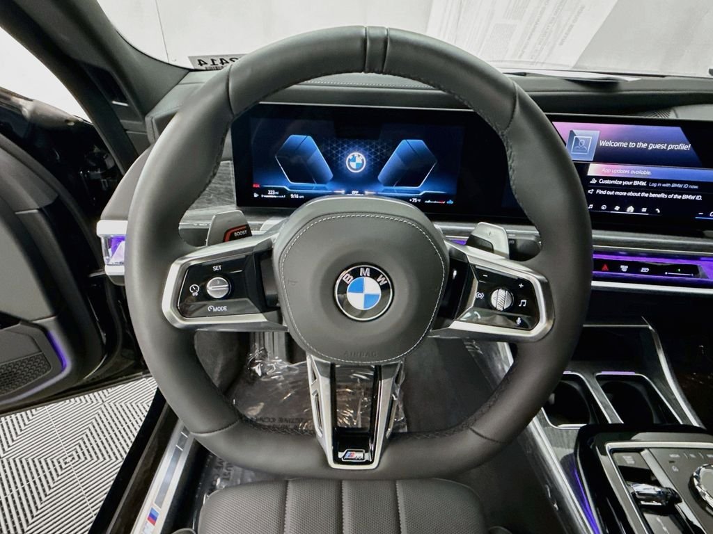 Used 2025 Black BMW 760i xDrive image 11