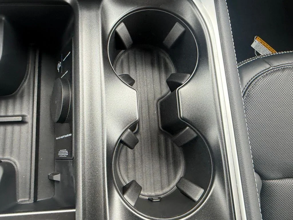 New 2027 Dark Matter Gray Metallic Ford MAX Platinum image 24