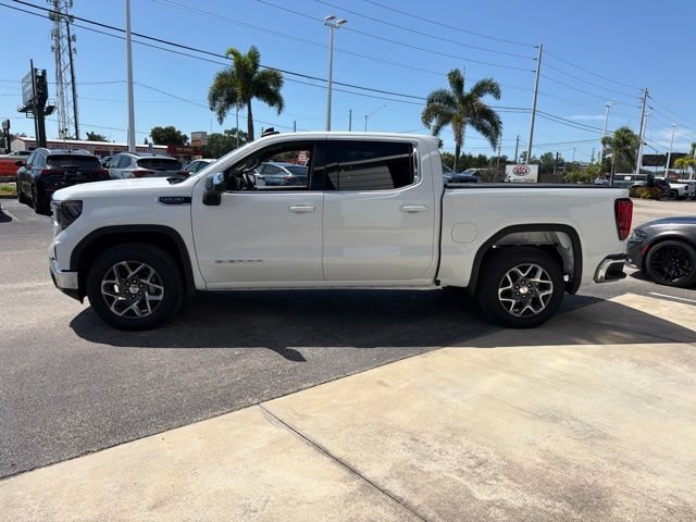 New 2026 Summit White GMC SLE image 5