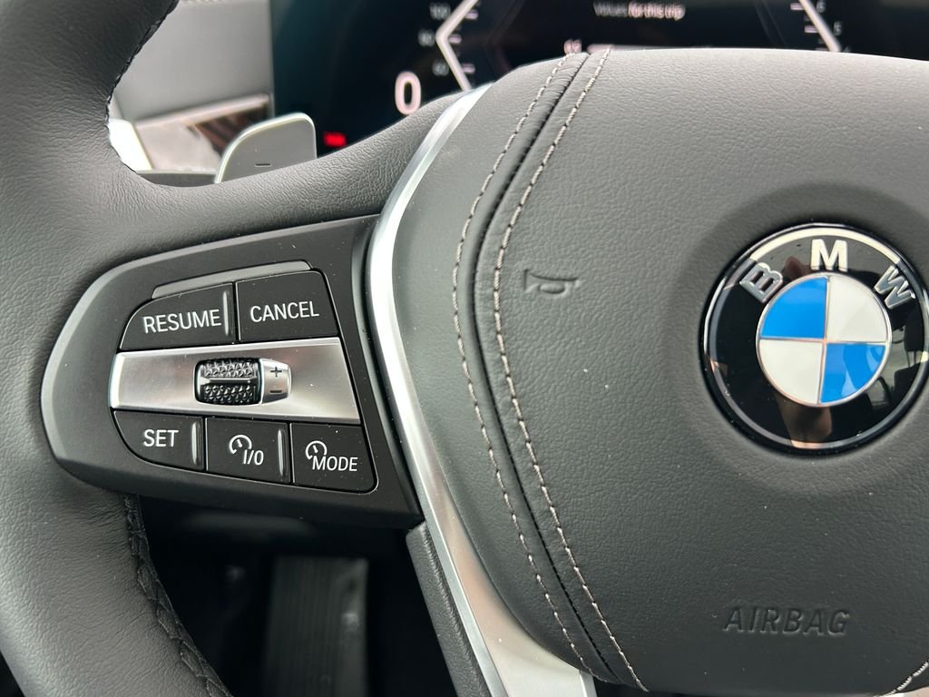 New 2026 Skyscraper Grey Metallic BMW xDrive40i image 19