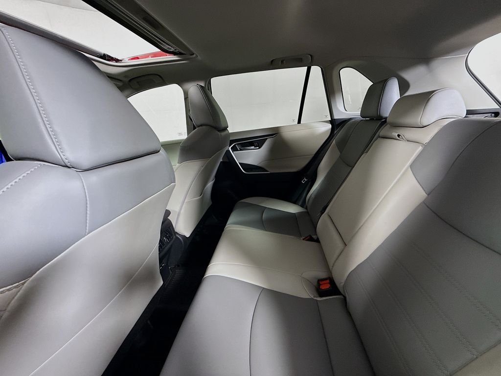 Used 2024 Ruby Flare Pearl Toyota XLE Premium image 26