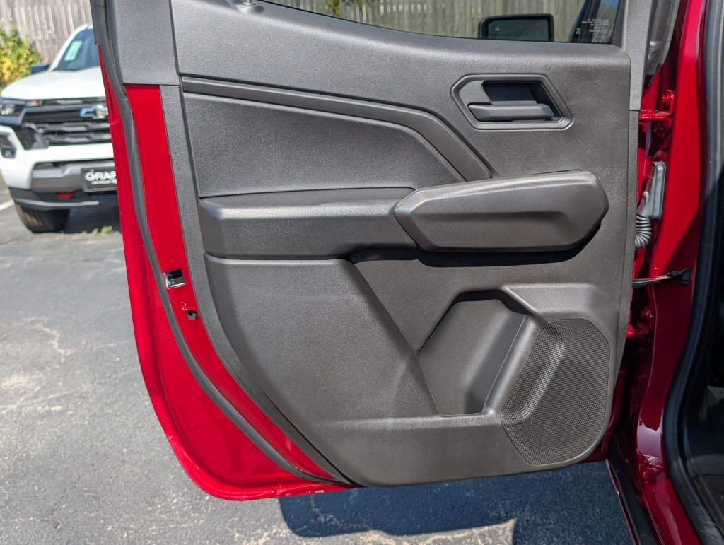 2026 Chevrolet Colorado Trail Boss - Photo 8