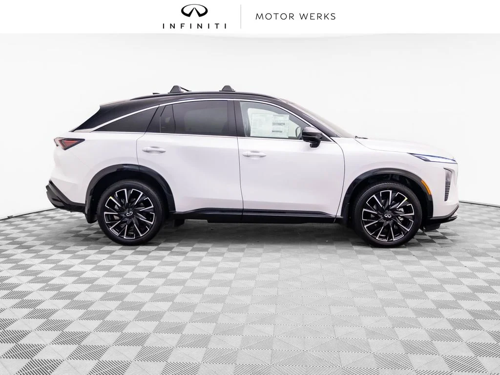 New 2027 2T RAD WHT INFINITI Autograph AWD image 6