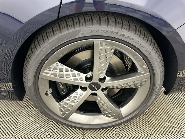 New 2025 Genesis G80 2.5T