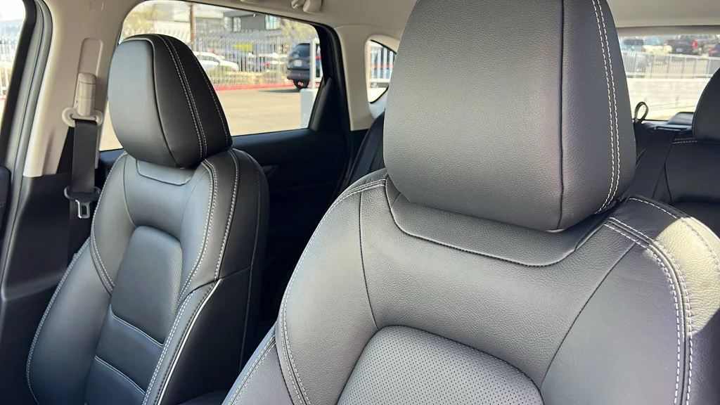 Used 2025 Platinum Quartz Metallic Mazda 2.5 S Preferred Package image 17