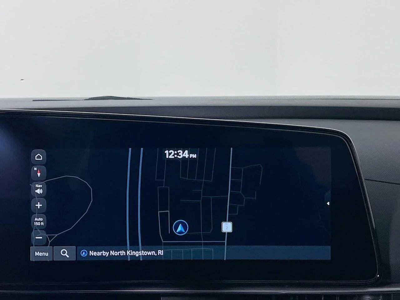 2026 Hyundai Elantra — photo 10