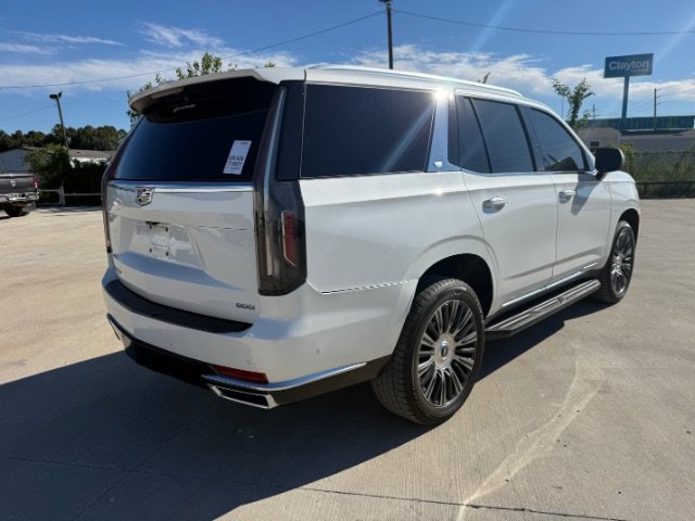 Used 2021 Crystal White Tricoat Cadillac Premium Luxury image 5