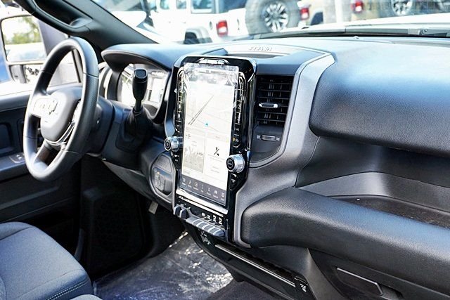 New 2026 Bright White Clear-Coat Exterior Paint RAM Tradesman image 14