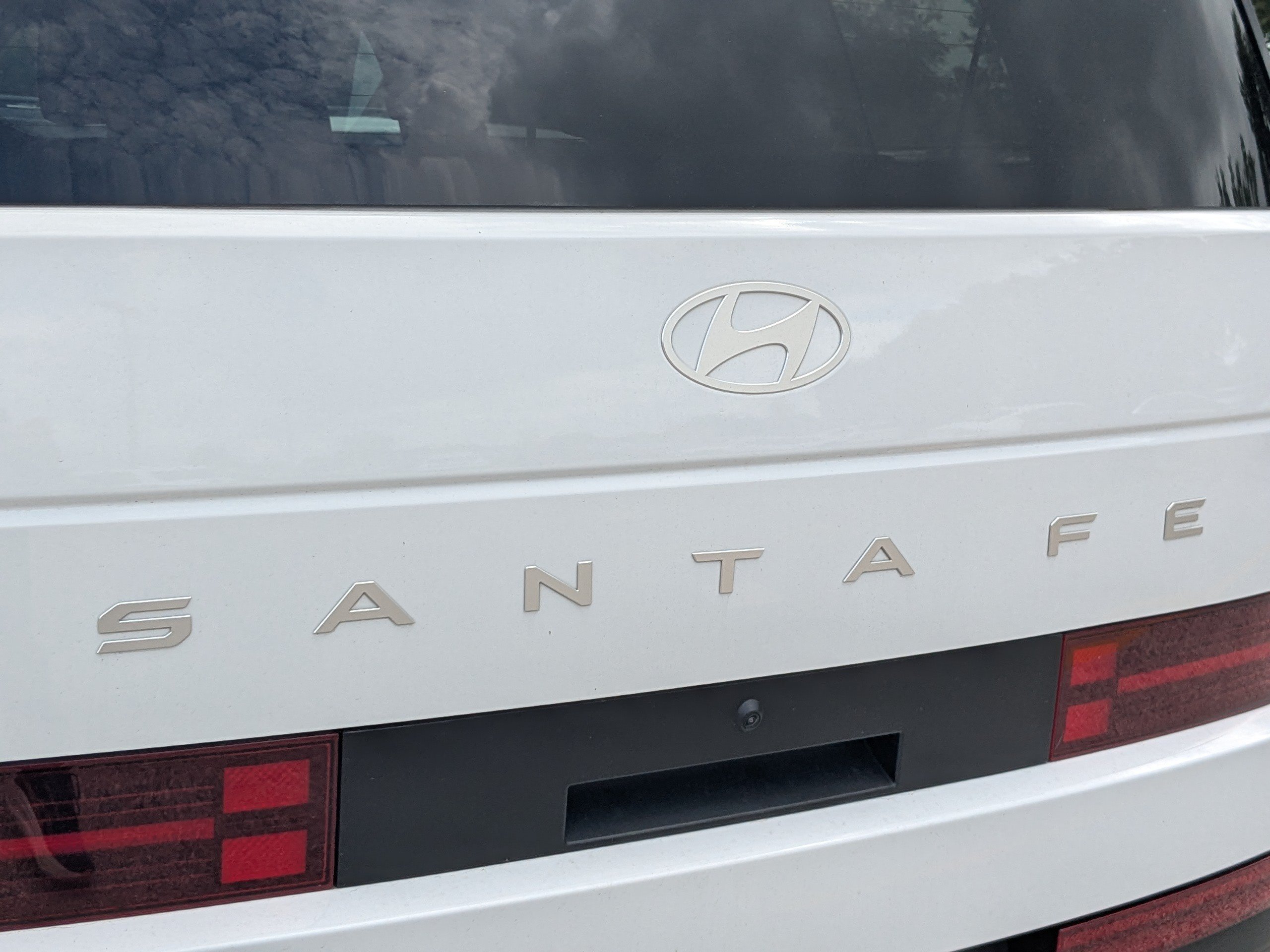 2024 Hyundai Santa Fe SE - Photo 13