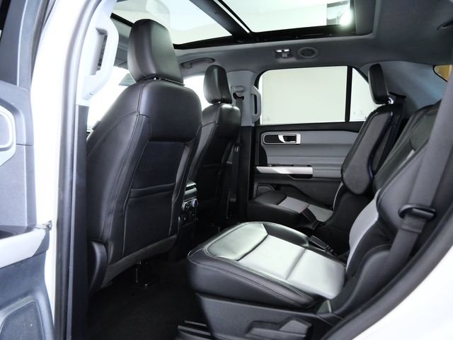 Certified Used 2022 White Ford XLT image 13