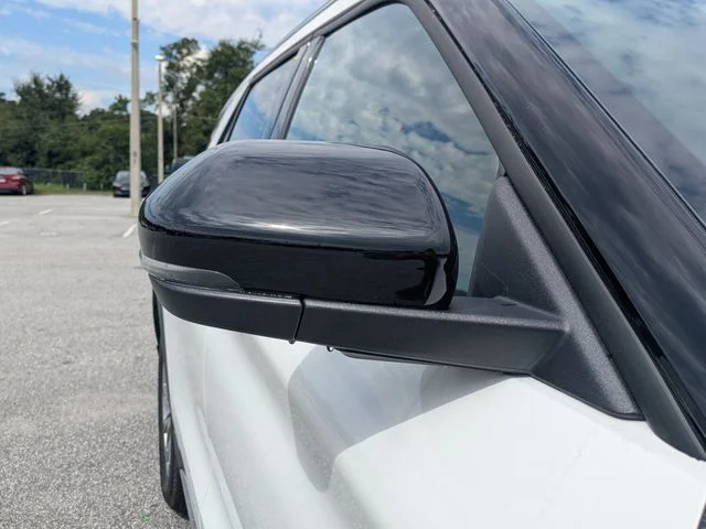New 2026 Star White Metallic Tri-Coat Ford Platinum™ image 12