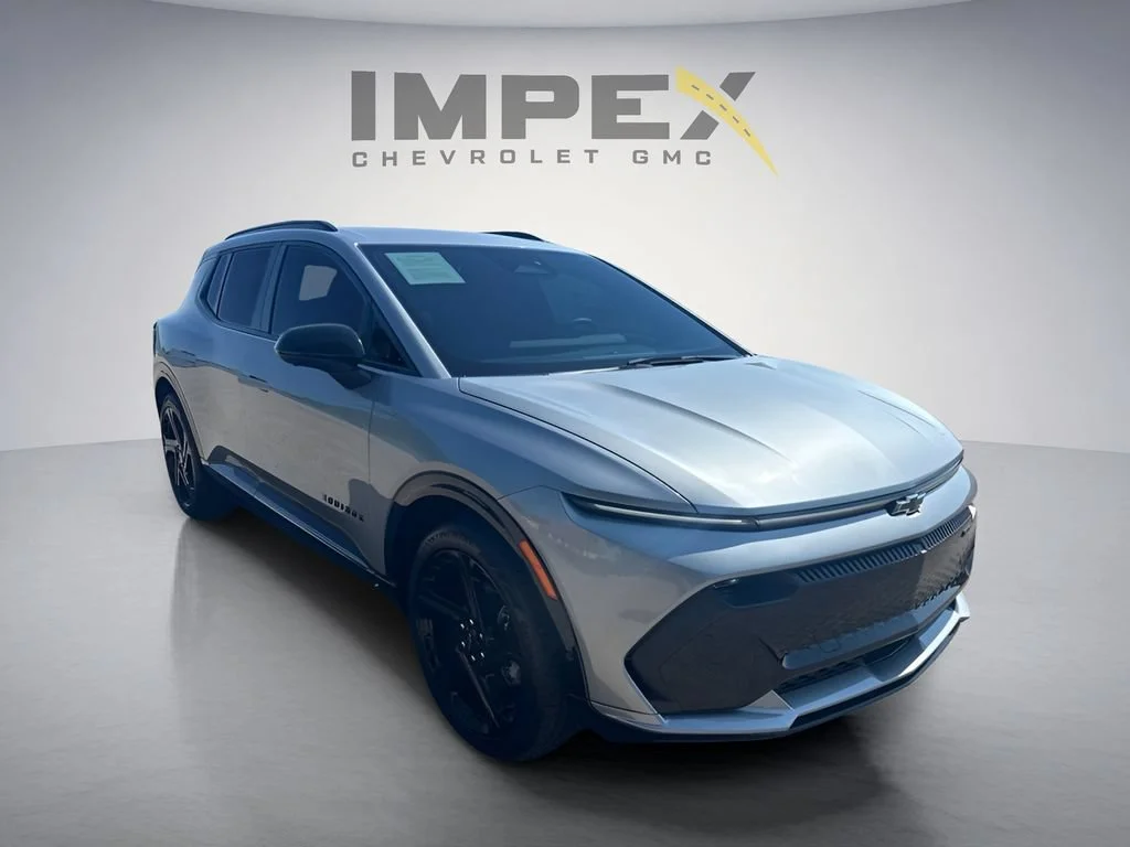Used 2024 Sterling Gray Metallic Chevrolet RS image 7