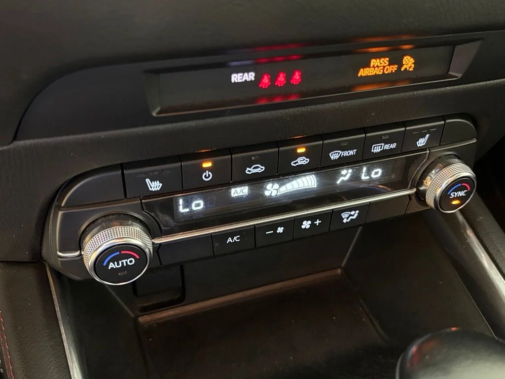 Used 2024 Gray Mazda 2.5 S Carbon Edition image 28