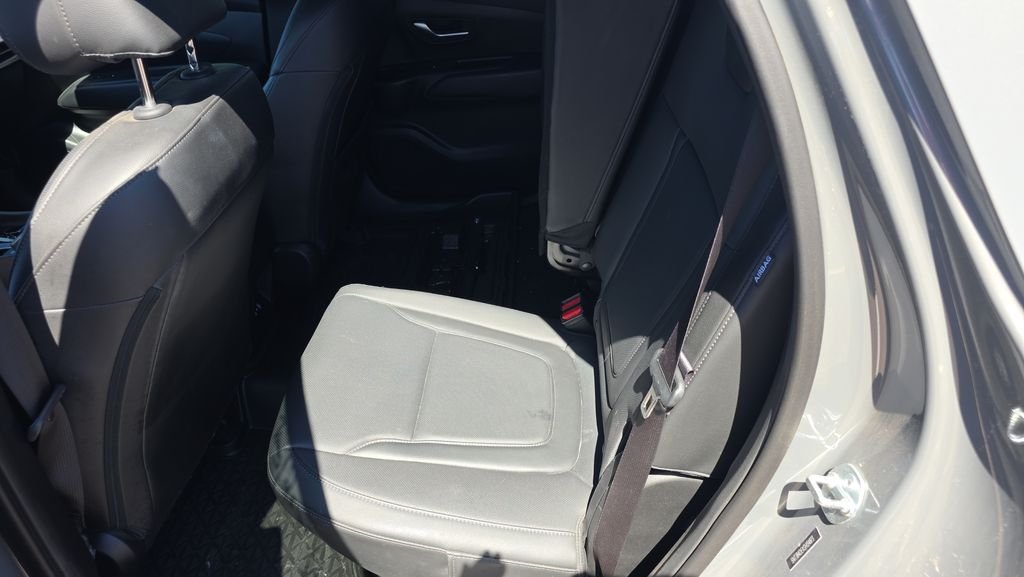 Used 2025 Gray Hyundai SEL image 14