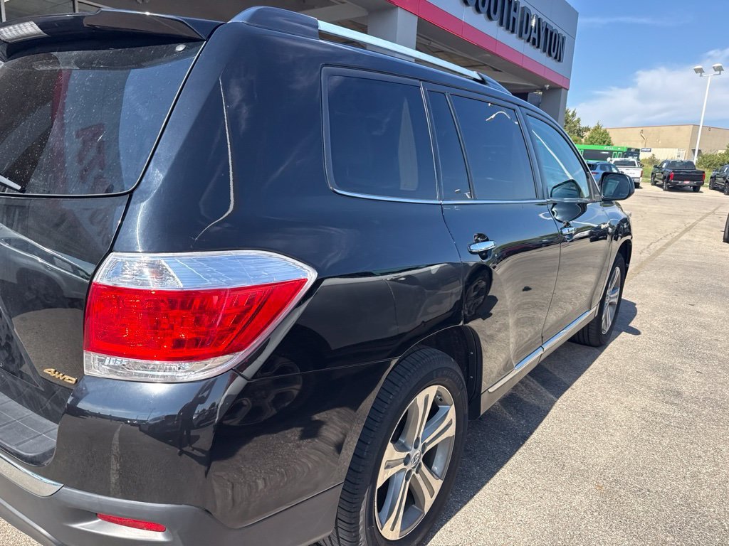 Used 2011 Toyota Highlander Limited with VIN 5TDDK3EH2BS092322 for sale in Miamisburg, OH