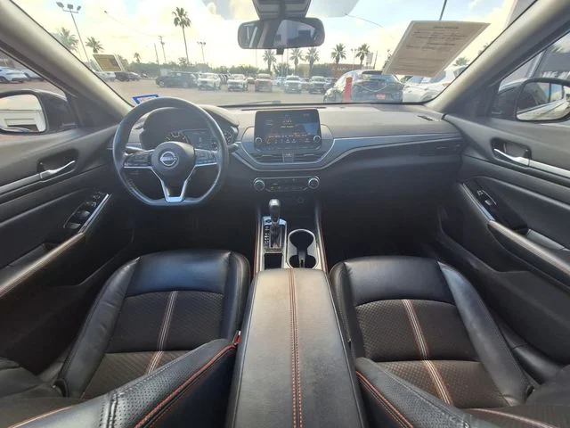 Used 2024 White Nissan 2.5 SR image 12