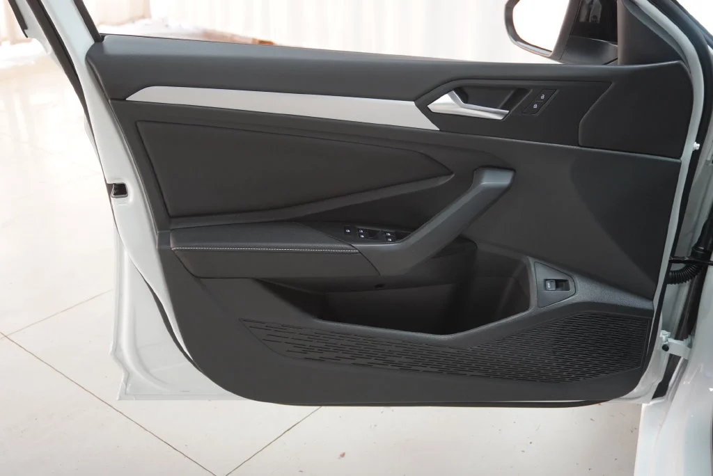 New 2027 Pure White Volkswagen 1.5T Sport image 21