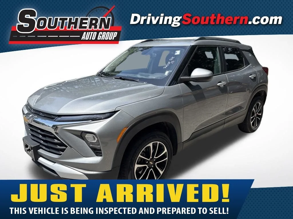 Used 2025 Gray Chevrolet LT image 1