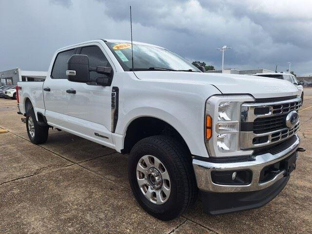 Used 2024 Oxford White Ford XLT image 7
