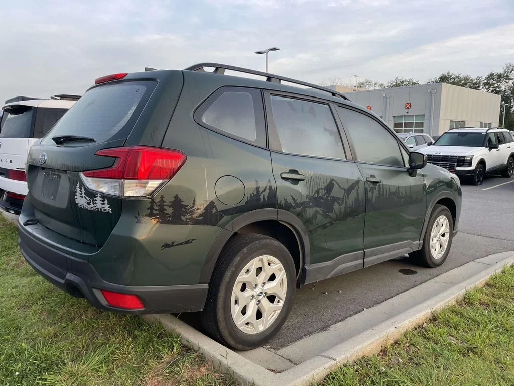 Used 2023 Cascade Green Silica Subaru Base image 5