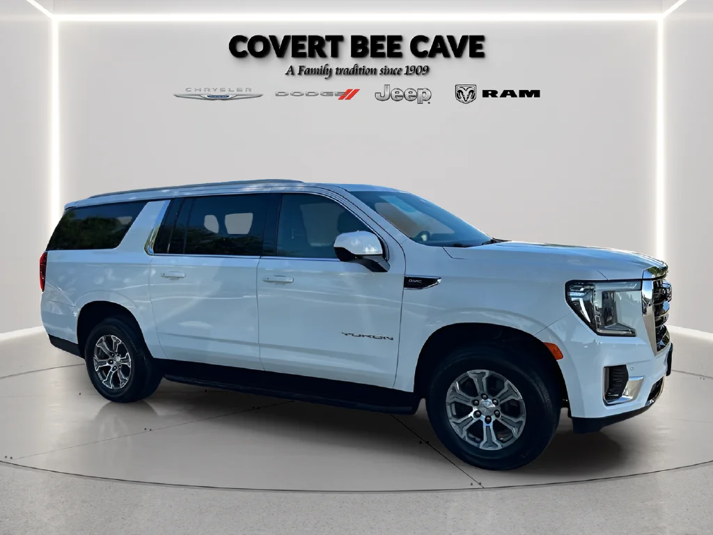 Used 2023 White GMC SLE image 15